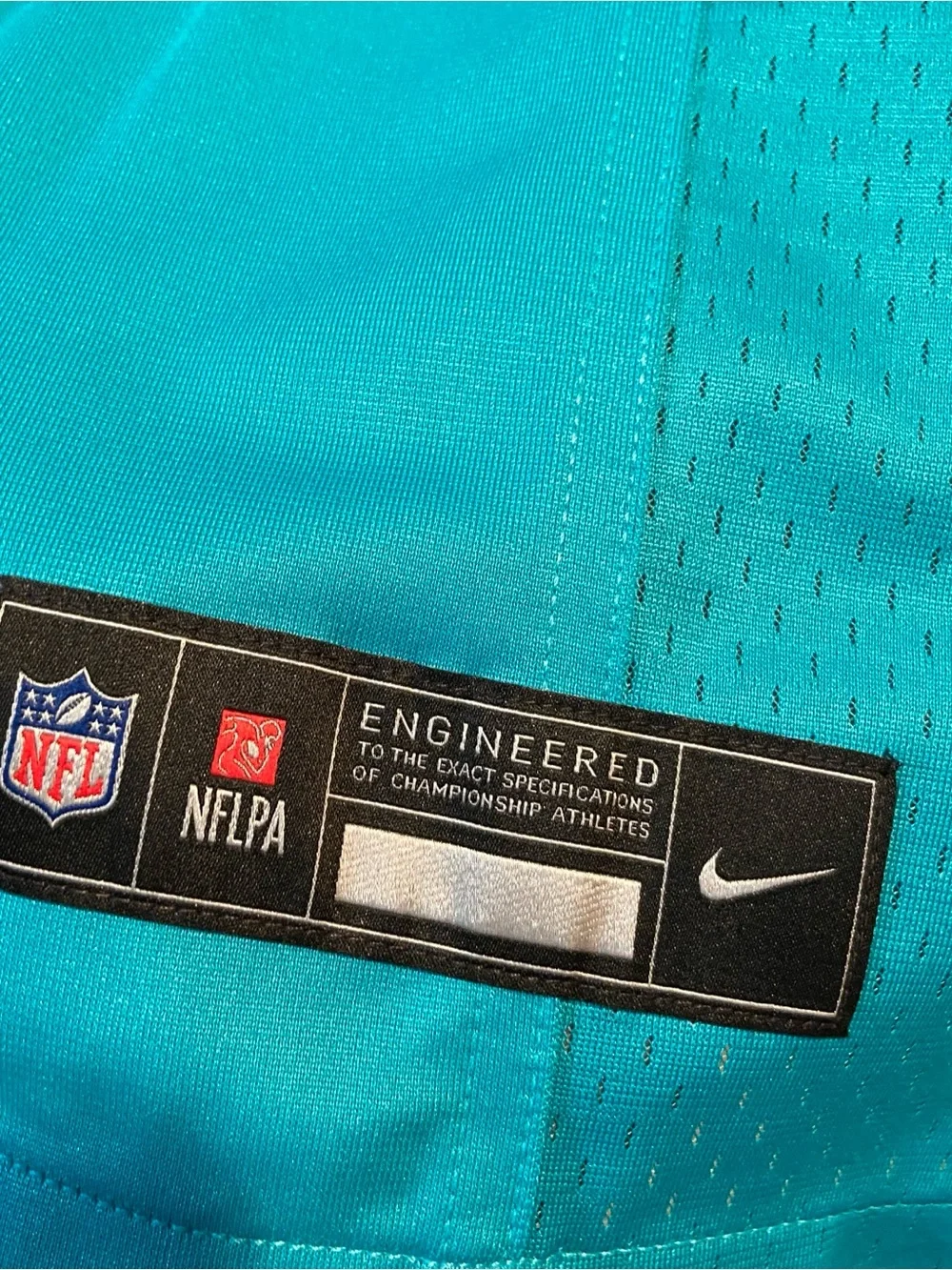 $130 NWT Nike Miami Dolphins - Tua Tagovailoa - Player Game Jersey  - Men’s L